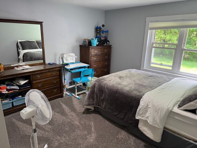 137 Pierce St, West Boylston, MA 01583