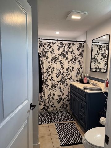 137 Pierce St, West Boylston, MA 01583
