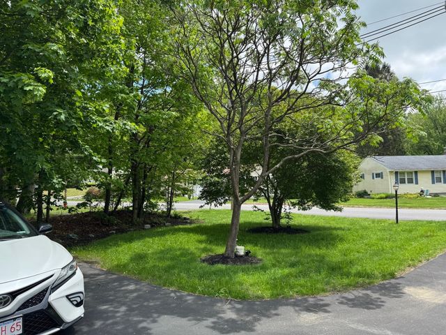 137 Pierce St, West Boylston, MA 01583