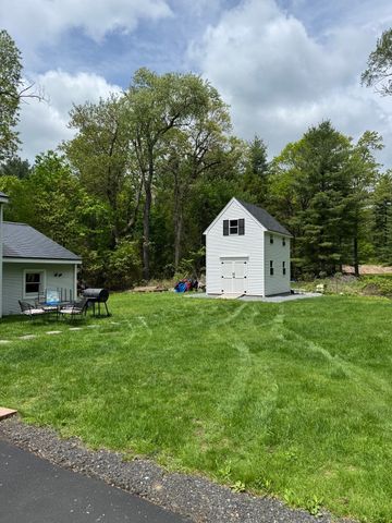 137 Pierce St, West Boylston, MA 01583