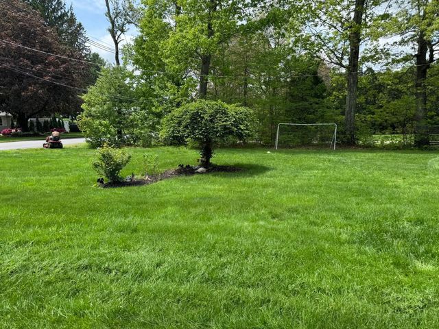 137 Pierce St, West Boylston, MA 01583