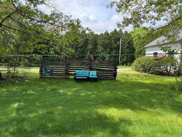 137 Pierce St, West Boylston, MA 01583