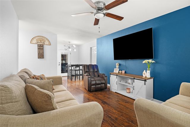 833 Lindo Drive, Mesquite, TX 75149