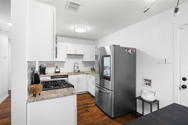 833 Lindo Drive, Mesquite, TX 75149