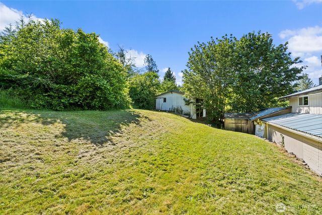 1649 Pleasant Valley Road, Chehalis, WA 98532
