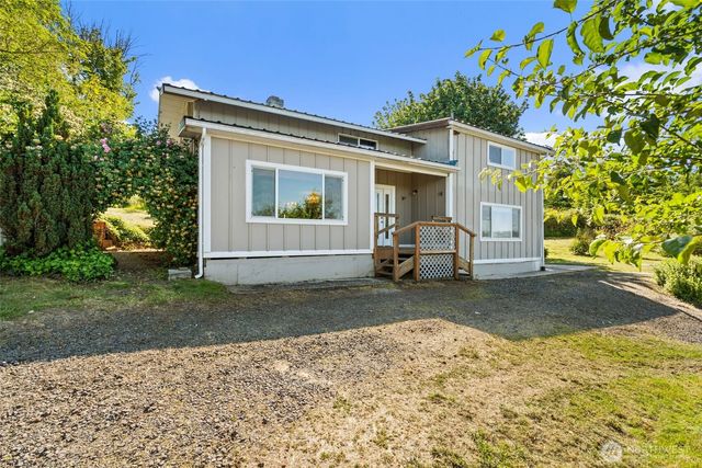 1649 Pleasant Valley Road, Chehalis, WA 98532