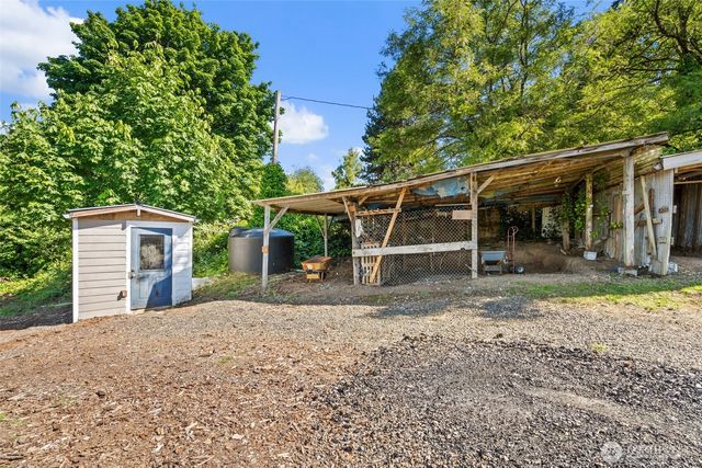 1649 Pleasant Valley Road, Chehalis, WA 98532