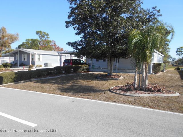 14281 Brookridge Boulevard, Brooksville, FL 34613