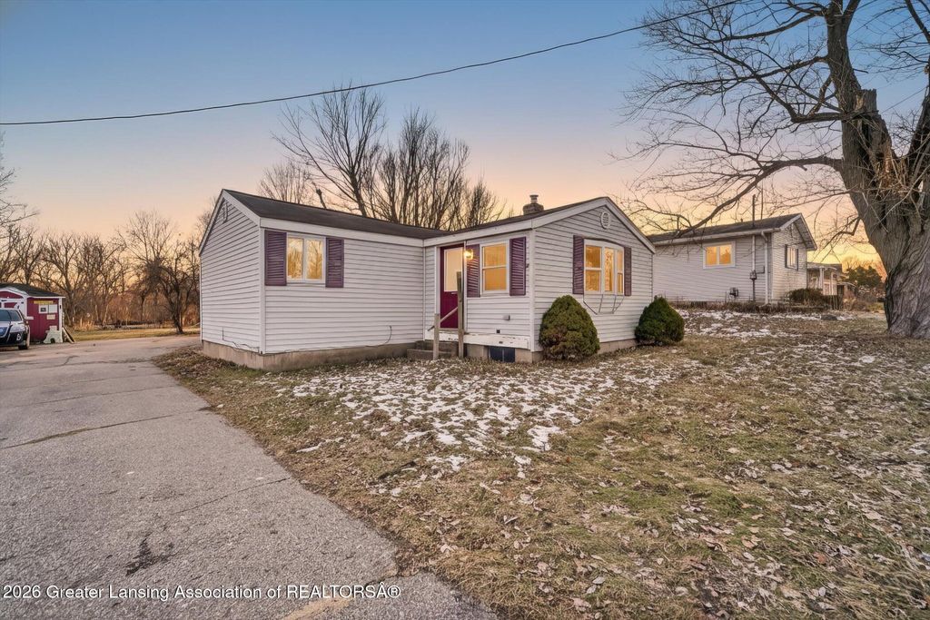 209 Beech Street, Charlotte, MI 48813