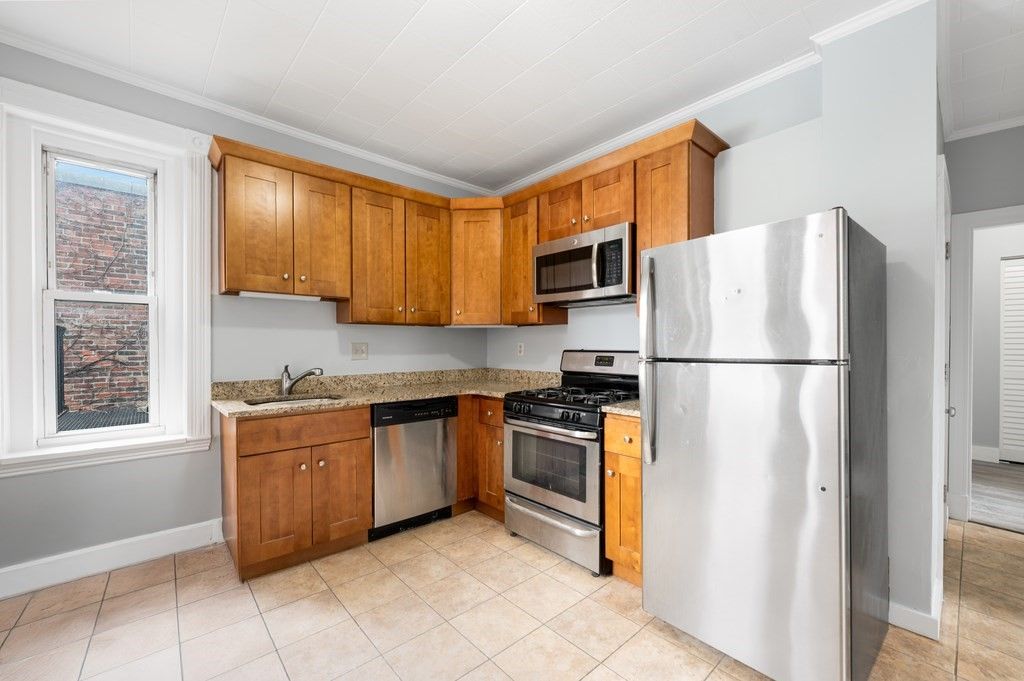 12 Foster 8A, Boston, MA 02109