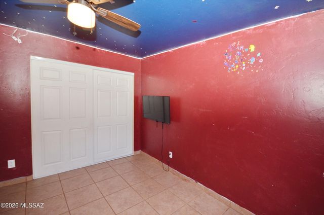 8357 E Ave De Las Pampas, Tucson, AZ 85710