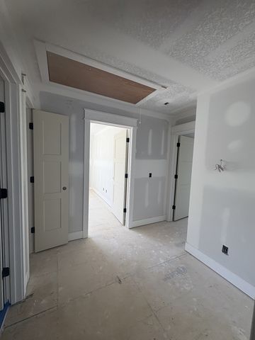 1501 Riggins Dr, Clarksville, TN 37042