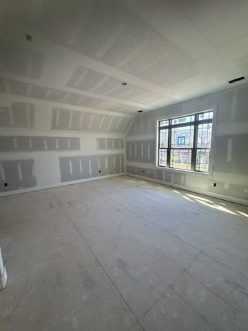 1501 Riggins Dr, Clarksville, TN 37042