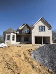 1501 Riggins Dr, Clarksville, TN 37042