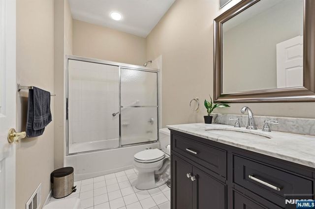 347 Winthrop Drive 3114, Nutley, NJ 07110