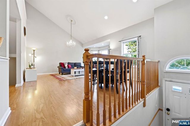 347 Winthrop Drive 3114, Nutley, NJ 07110