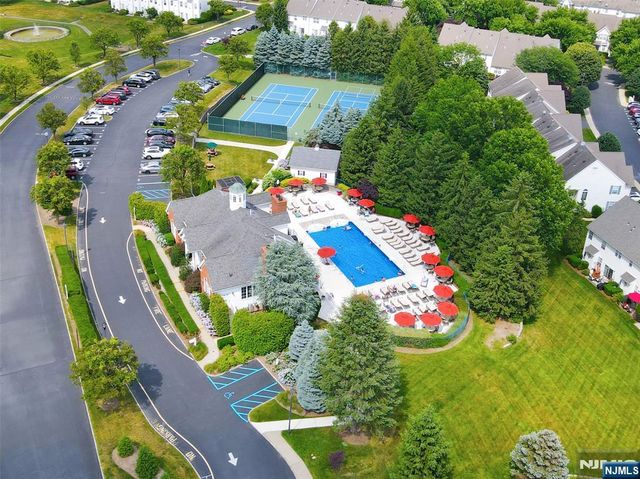 347 Winthrop Drive 3114, Nutley, NJ 07110