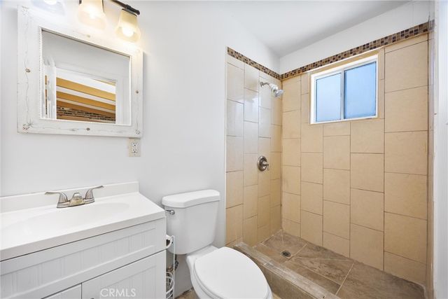 2417 Chester Lane, Bakersfield, CA 93304