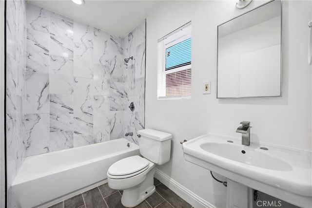 2417 Chester Lane, Bakersfield, CA 93304