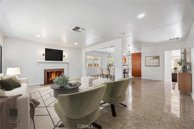 2417 Chester Lane, Bakersfield, CA 93304