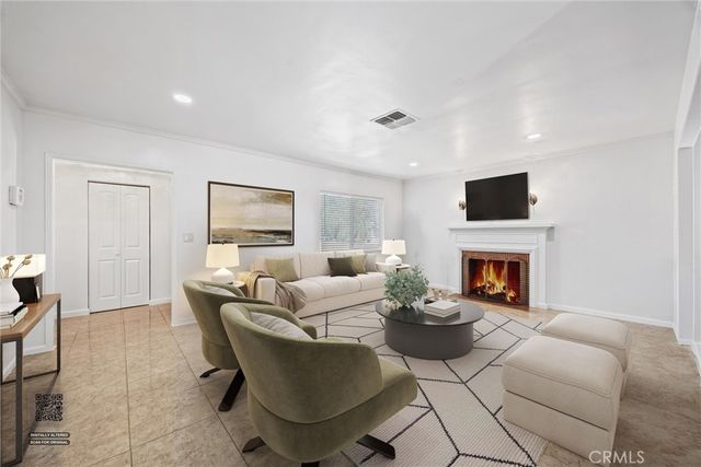 2417 Chester Lane, Bakersfield, CA 93304