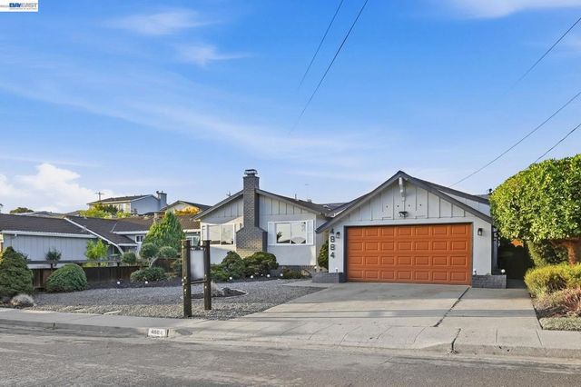 4884 Larimer Way, Castro Valley, CA 94546