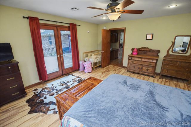 16700 N Spears Road, Tahlequah, OK 74464