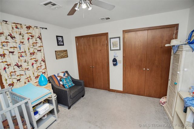 16700 N Spears Road, Tahlequah, OK 74464