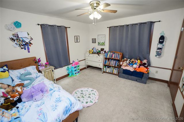 16700 N Spears Road, Tahlequah, OK 74464