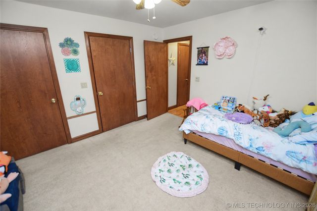 16700 N Spears Road, Tahlequah, OK 74464