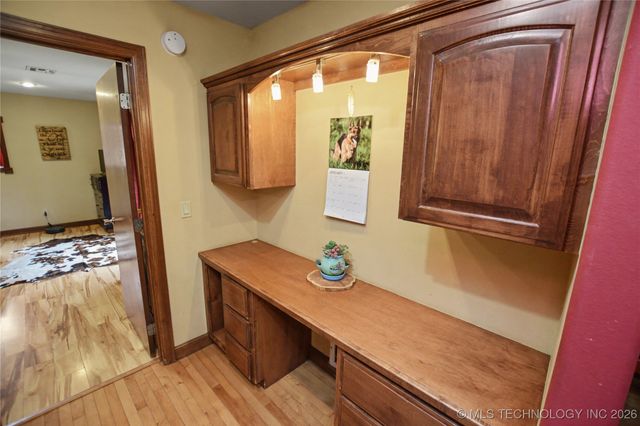 16700 N Spears Road, Tahlequah, OK 74464