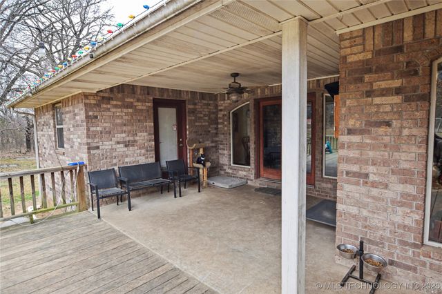 16700 N Spears Road, Tahlequah, OK 74464