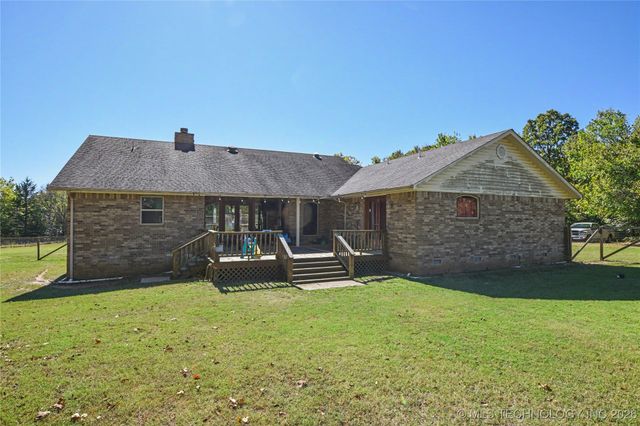 16700 N Spears Road, Tahlequah, OK 74464