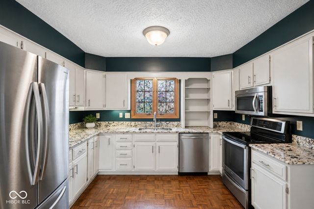 5214 Fawn Hill Court, Indianapolis, IN 46226