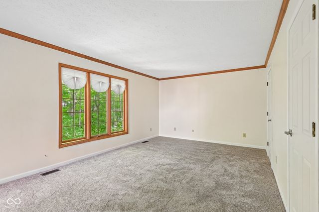 5214 Fawn Hill Court, Indianapolis, IN 46226