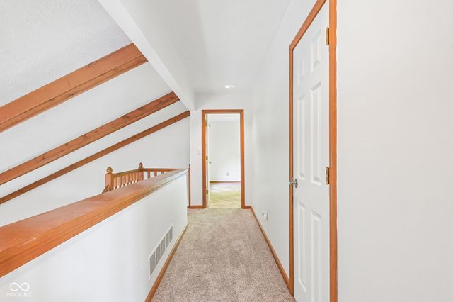 5214 Fawn Hill Court, Indianapolis, IN 46226