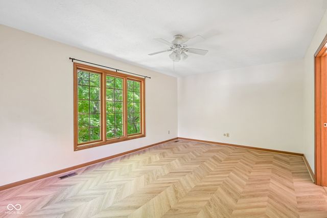 5214 Fawn Hill Court, Indianapolis, IN 46226