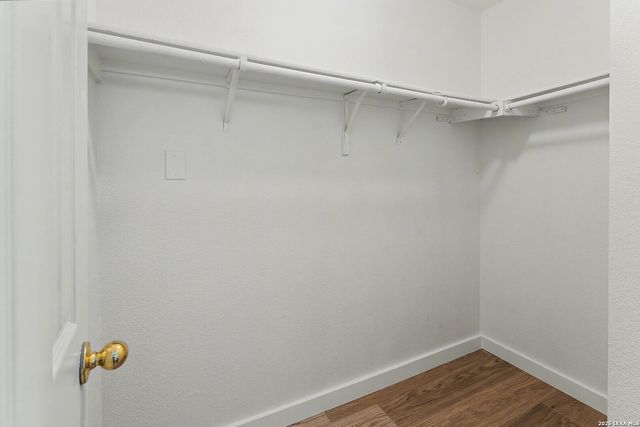 5543 Christina Path, San Antonio, TX 78247