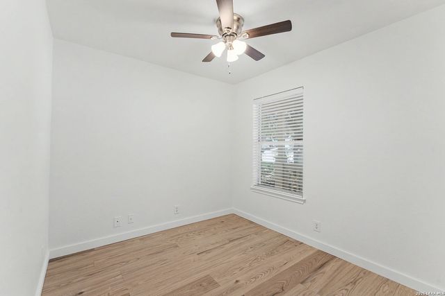 5543 Christina Path, San Antonio, TX 78247