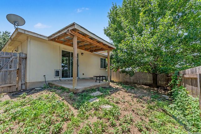 5543 Christina Path, San Antonio, TX 78247