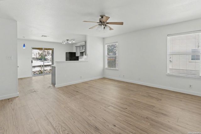 5543 Christina Path, San Antonio, TX 78247