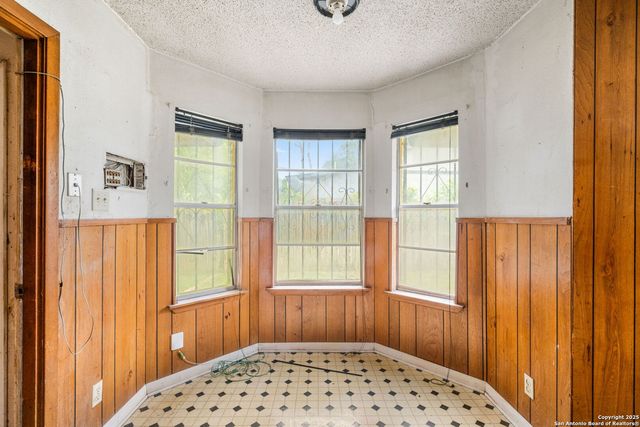 1103 Shadwell, San Antonio, TX 78228