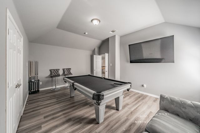 5243 W Cove Way, Grand Prairie, TX 75052