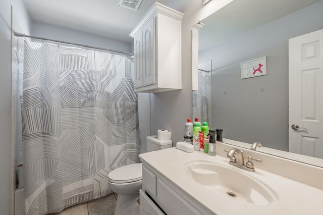 5243 W Cove Way, Grand Prairie, TX 75052