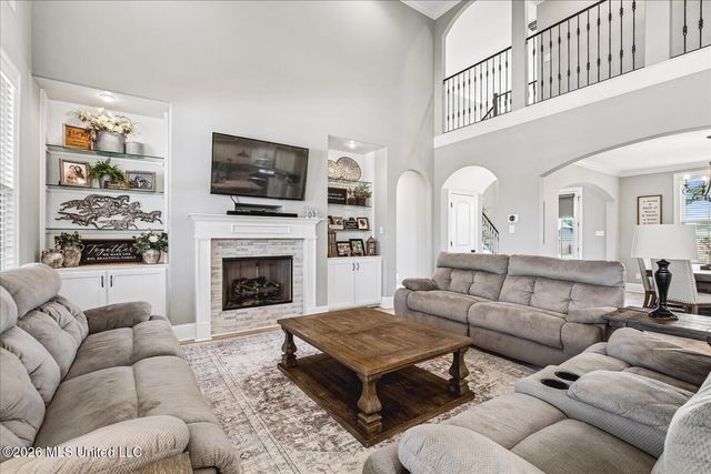 3941 Summer Pointe Drive, Olive Branch, MS 38654