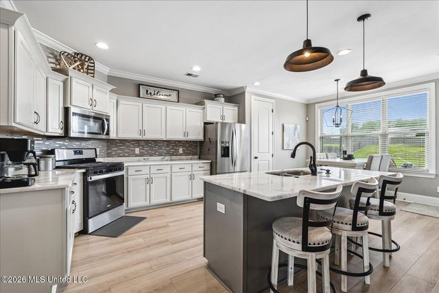 3941 Summer Pointe Drive, Olive Branch, MS 38654
