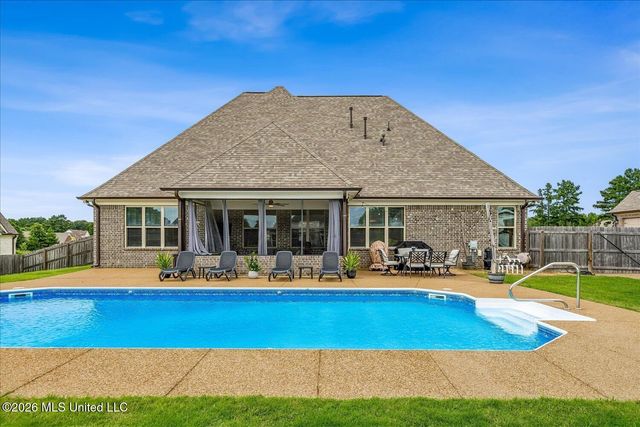 3941 Summer Pointe Drive, Olive Branch, MS 38654