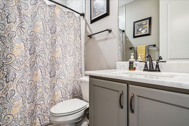 3941 Summer Pointe Drive, Olive Branch, MS 38654