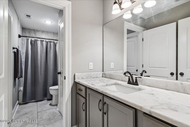 3941 Summer Pointe Drive, Olive Branch, MS 38654