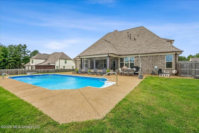 3941 Summer Pointe Drive, Olive Branch, MS 38654